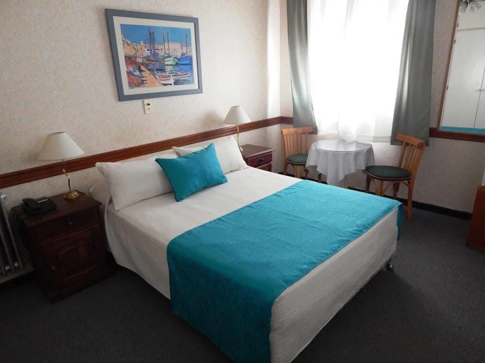 Hotel Atlantico コモドーロ・リバダビア エクステリア 写真